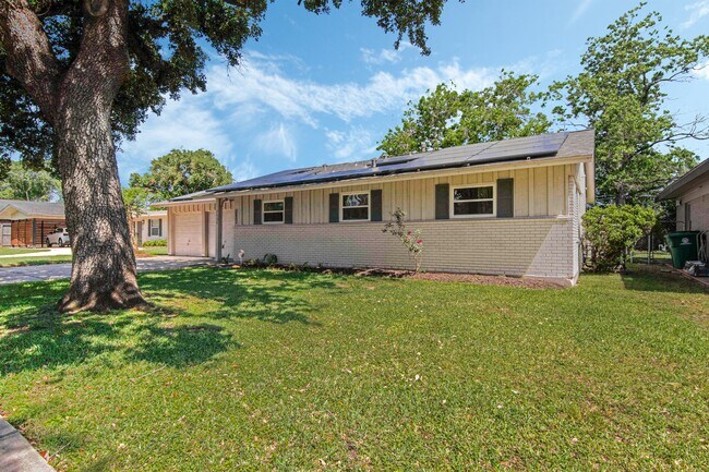 Building Photo - 7934 Cedel Dr