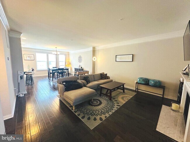 Foto del edificio - 25576 Tolar Square