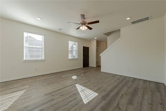 Building Photo - 17201 Mayfly Dr