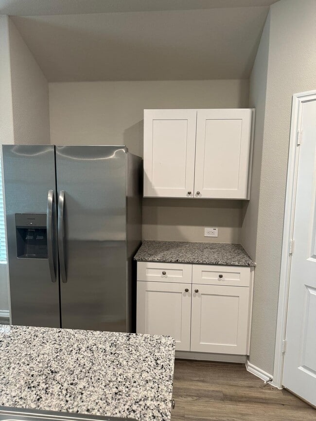 Photo - 1504 Tin Roof Rd House