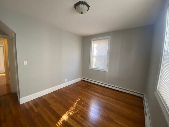 Foto del edificio - 332 Williams St