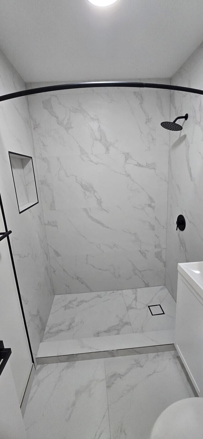 Foto del edificio - 8830 NW 11th Ct