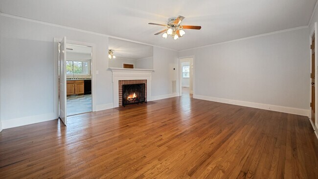 Foto del edificio - 407 E Lavender Ave