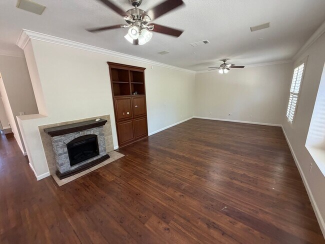 Foto del edificio - 5BD/2.5BA House for Rent Near Dublin's Hacienda Crossings!