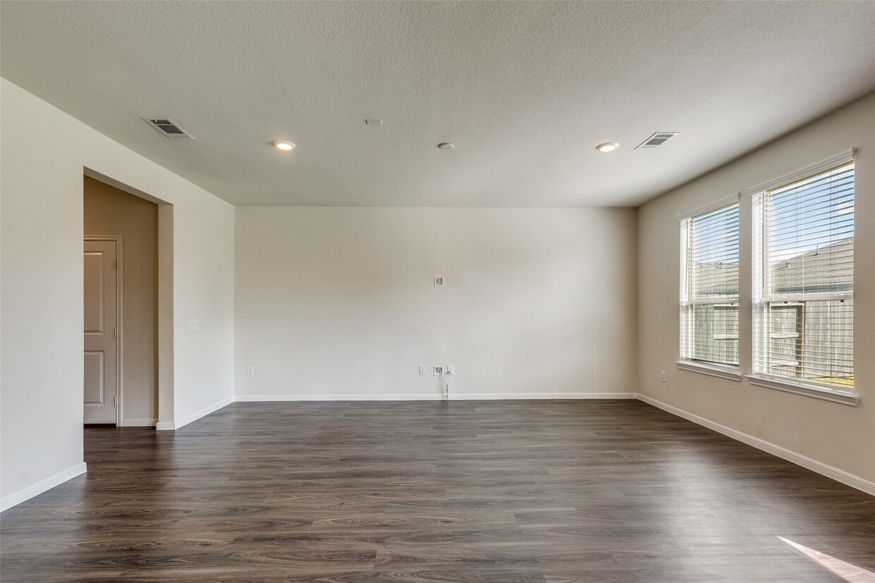 Foto del edificio - 18955 Buckley Oak Dr