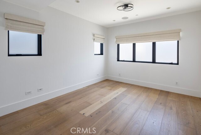 Foto del edificio - 616 Acacia Ave