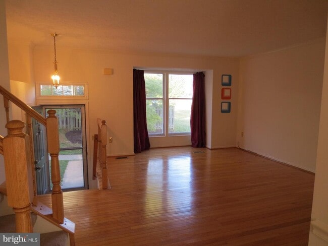 Building Photo - 301 Twisted Stalk Dr