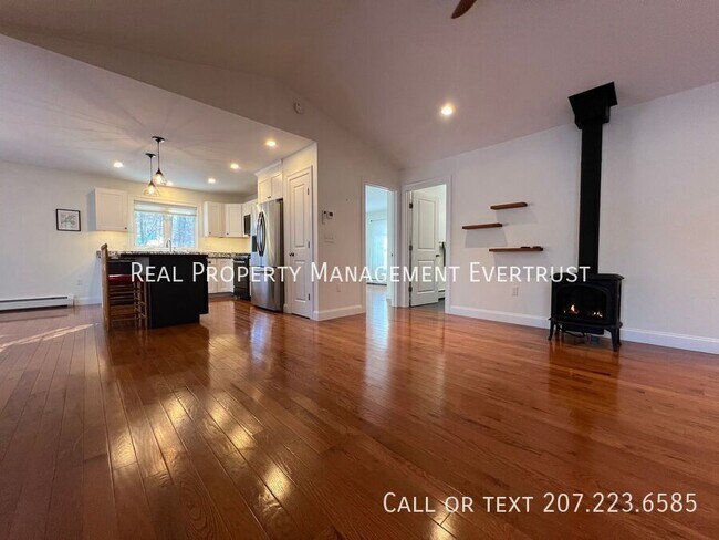 Foto del edificio - 65 Shore Rd