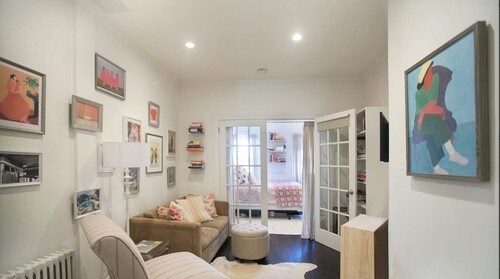 Foto del edificio - 320 E 6th St