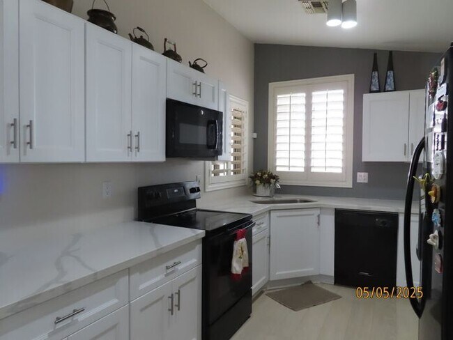 Foto del edificio - 2 Bedroom 2 Bath in Coyote Lakes