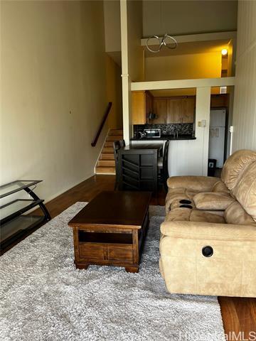 Building Photo - 981403-1403 Ka?ahumanu St