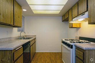 Meadowood Apartments photo'