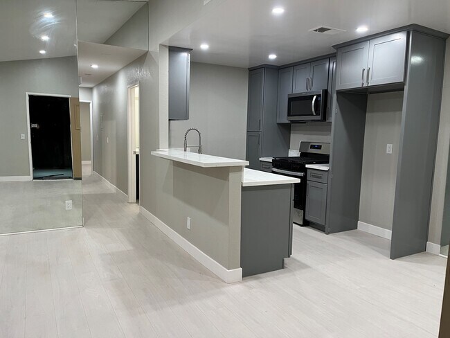 Foto del edificio - 31200 Landau Blvd