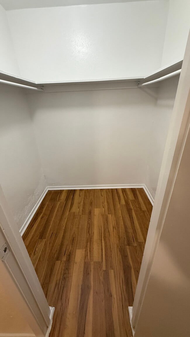 Master Closet - 306 Rita Dr