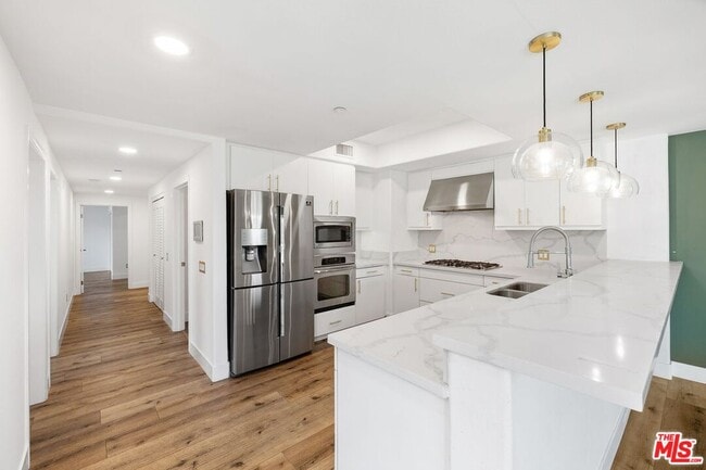 Foto del edificio - 311 S Gramercy Pl