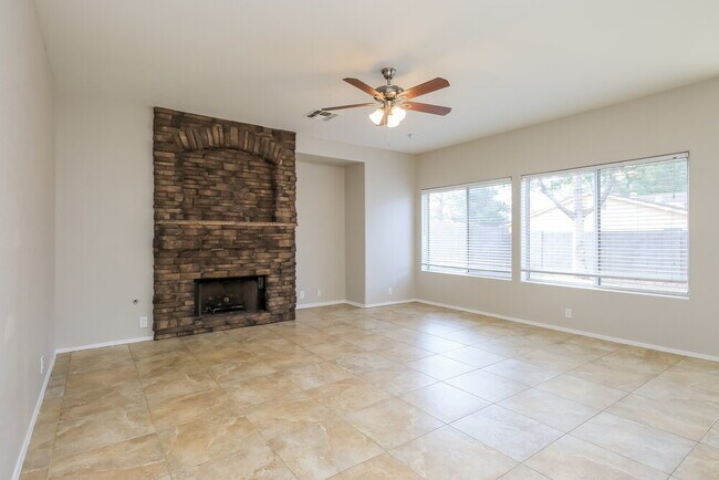 Foto del edificio - 20 N Nielson Ln