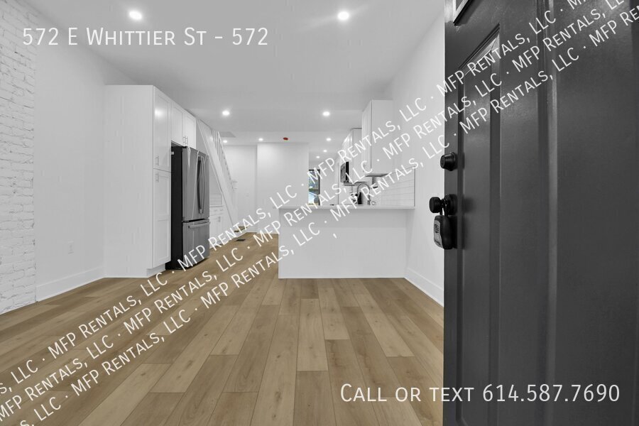 Foto principal - 572 E Whittier St