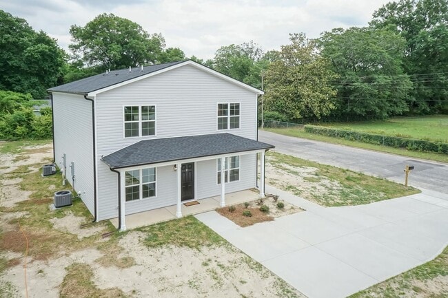 Building Photo - Brand New 3 Bed/2.5 Bath Home!