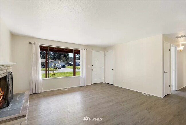 Living Room - 3435 Pine Tree Dr SE