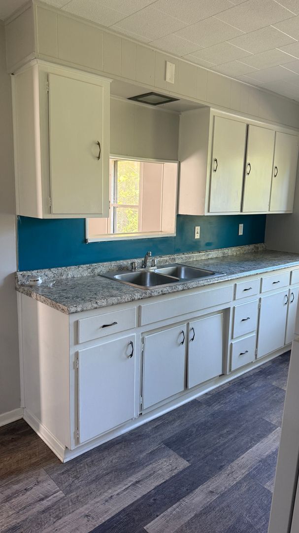 Foto del edificio - 2 bedroom side by side duplex ready now!