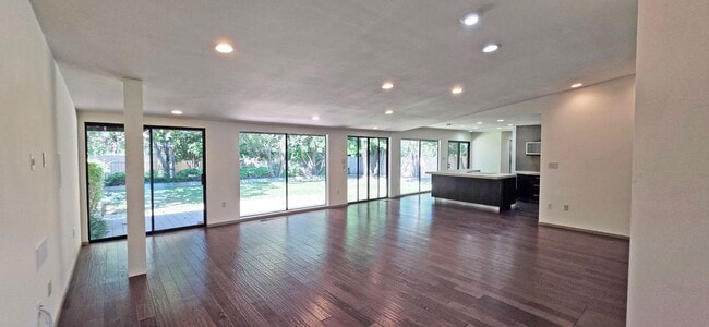 Building Photo - 4200 Burrell Way