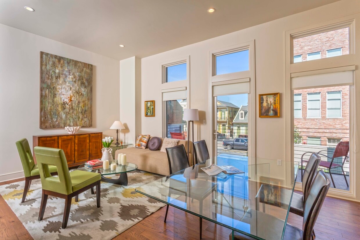 Designer Finishes - The Academy Luxury Apartments and Townhomes