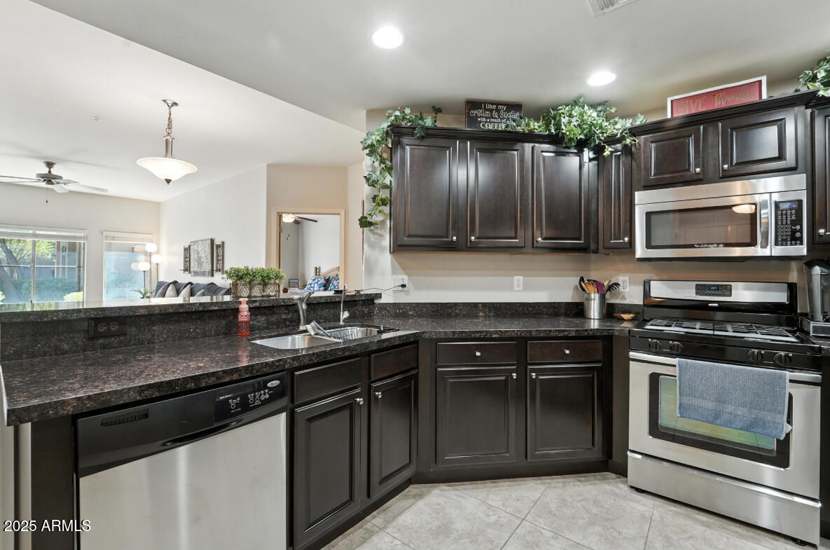 Foto principal - 5350 E Deer Valley Dr