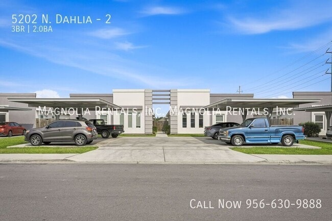 Building Photo - 5202 N. Dahlia-2