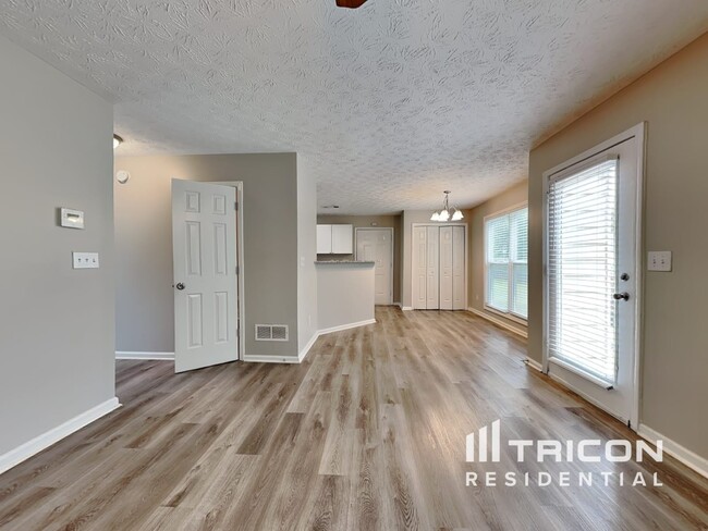 Building Photo - 2700 Peachtree Parc Ln