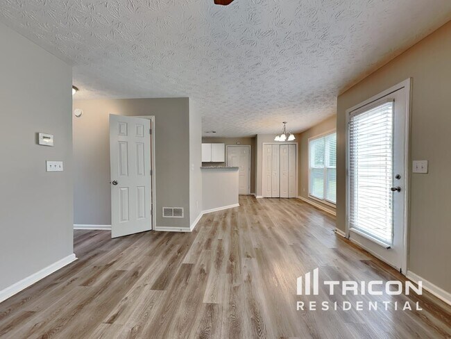 Foto del edificio - 2700 Peachtree Parc Ln