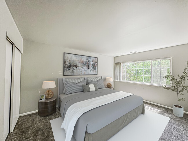 Foto del edificio - Creekside North Apartments
