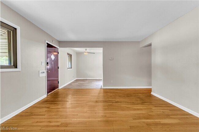 Foto del edificio - 4728 E 176th St