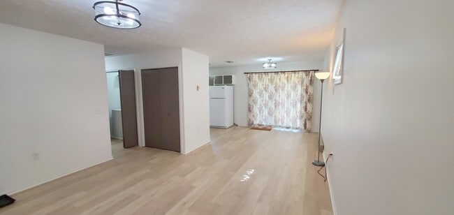 Foto del edificio - 352 Opequon Ave