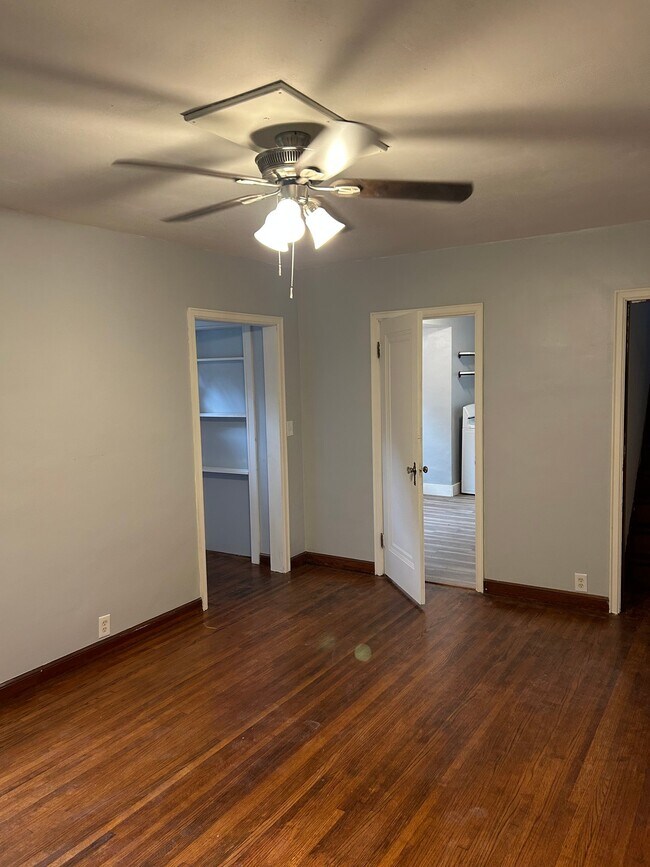 Foto del edificio - 417 W Hoosac St