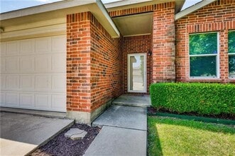 Building Photo - 1608 Rialto Way