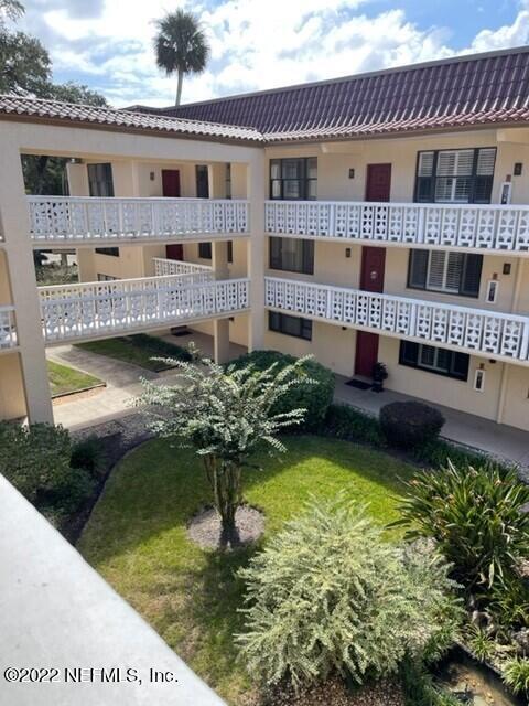 Building Photo - 1810 Sevilla Blvd W