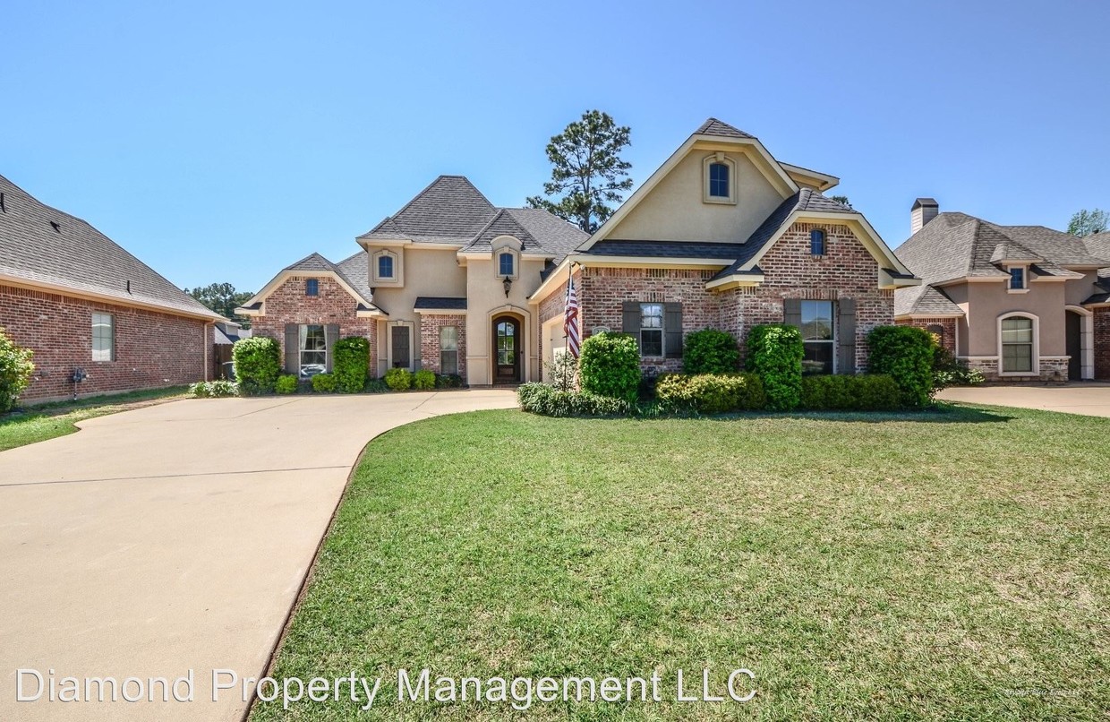 Foto principal - 4 br, 3 bath House - 253 Danielle Drive