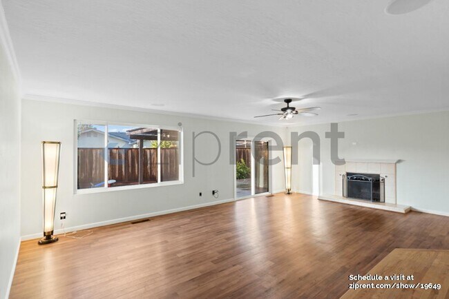 Building Photo - 325 Copco Ln