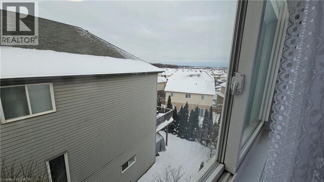 Photo du bâtiment - 10 Doll Ct