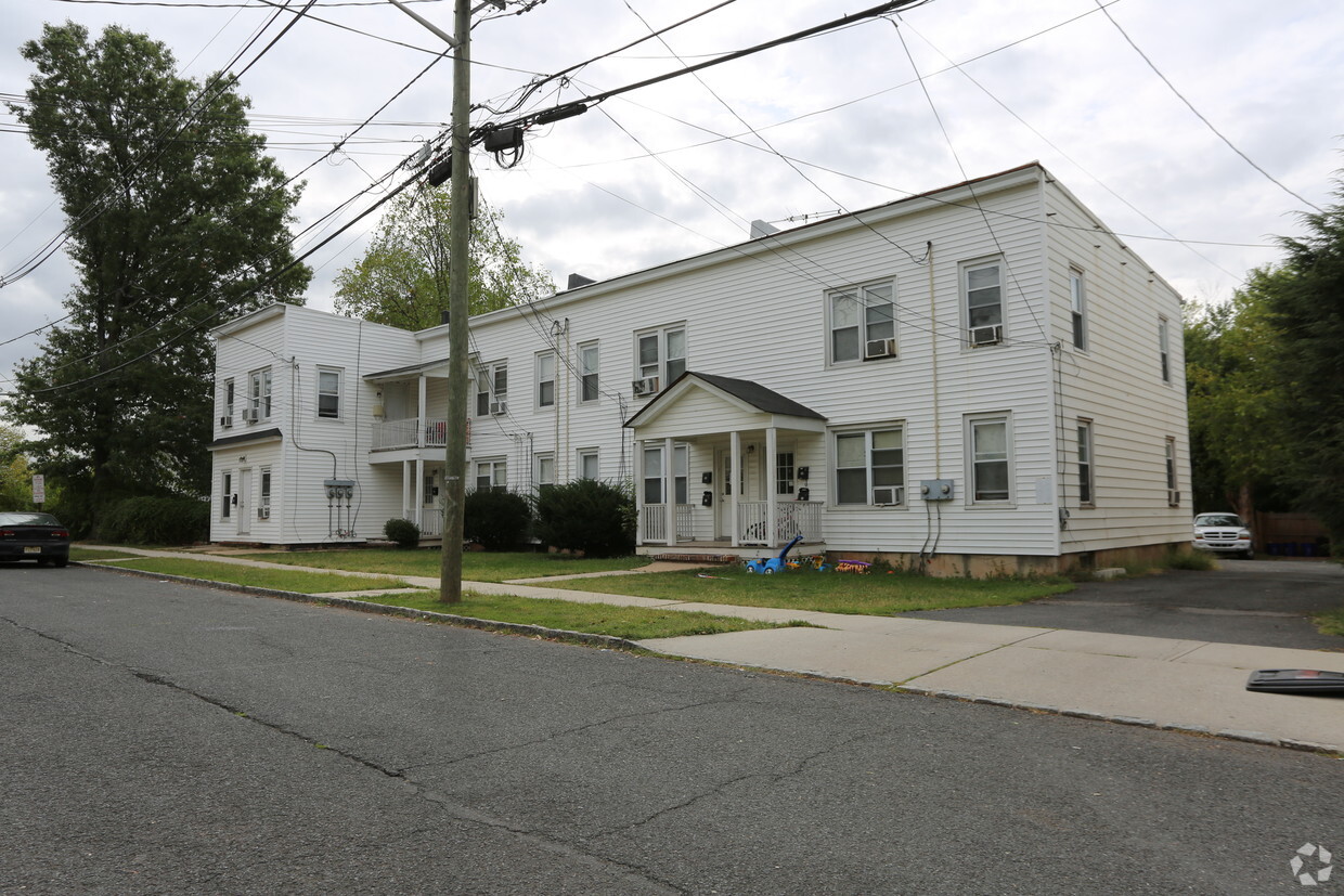 Building Photo - 148-154 Fairview Ave