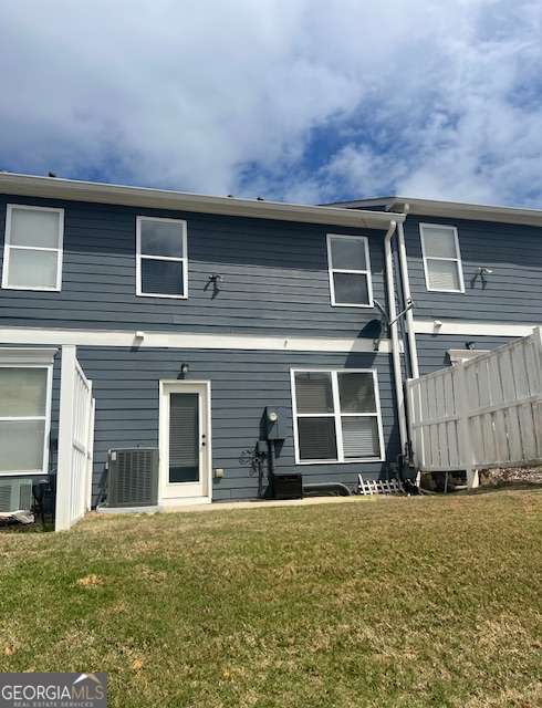 Foto del edificio - 6283 Shoreview Cir