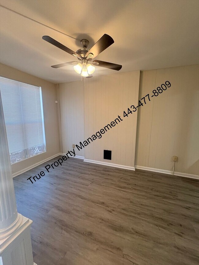 Foto del edificio - Spacious 3BR Home with Central A/C, 1.5 Baths & Unfinished Basement – Available Now!