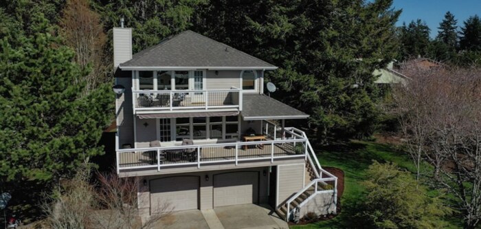 Primary Photo - 1205 Pilchuck Place, Fox Island, WA, 98333