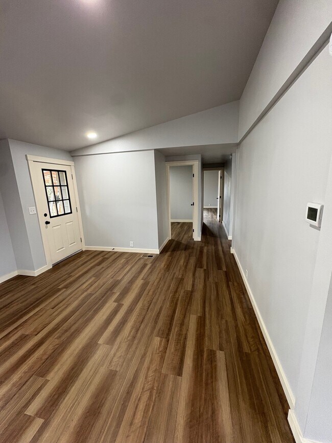 Foto del edificio - 38823 Ridge Dr