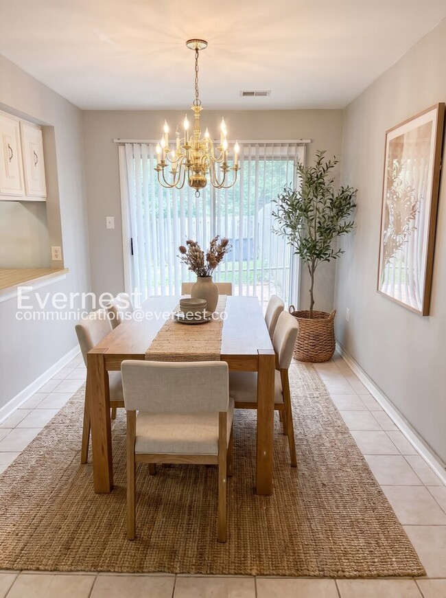 Building Photo - 14848 Ensor Ct