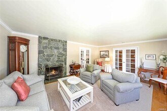 Building Photo - 117 Catherine Park Dr