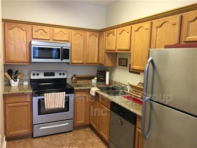 Foto del edificio - 104 Covington Meadow Cir