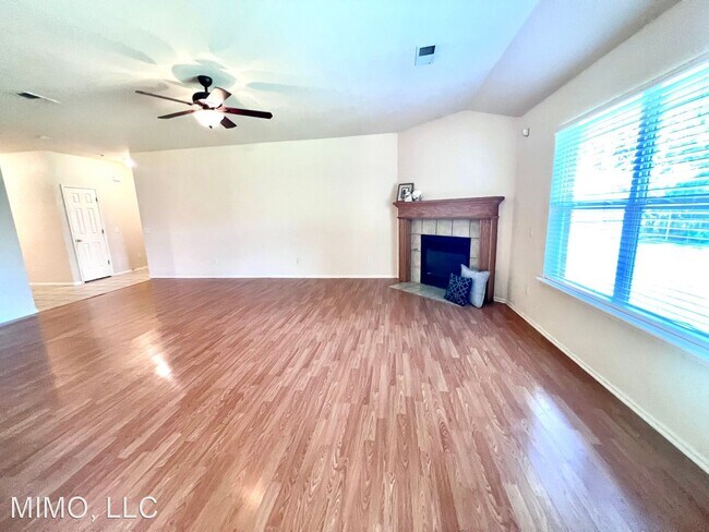 Foto del edificio - 4 br, 2 bath House - 11141 SW 6th St