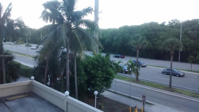 Foto del edificio - 2903 N Miami Beach Blvd