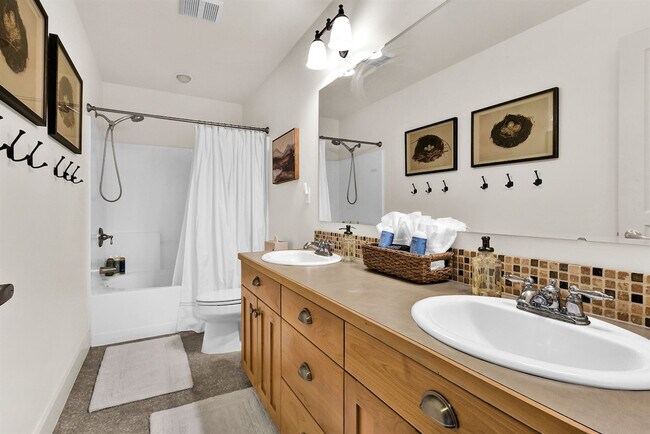 Foto del edificio - 5722 W Hidden Springs Dr